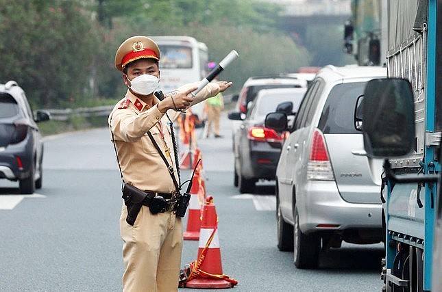 Thông báo phân luồng giao thông tạm thời phục vụ thi công cầu Nguyễn Trãi