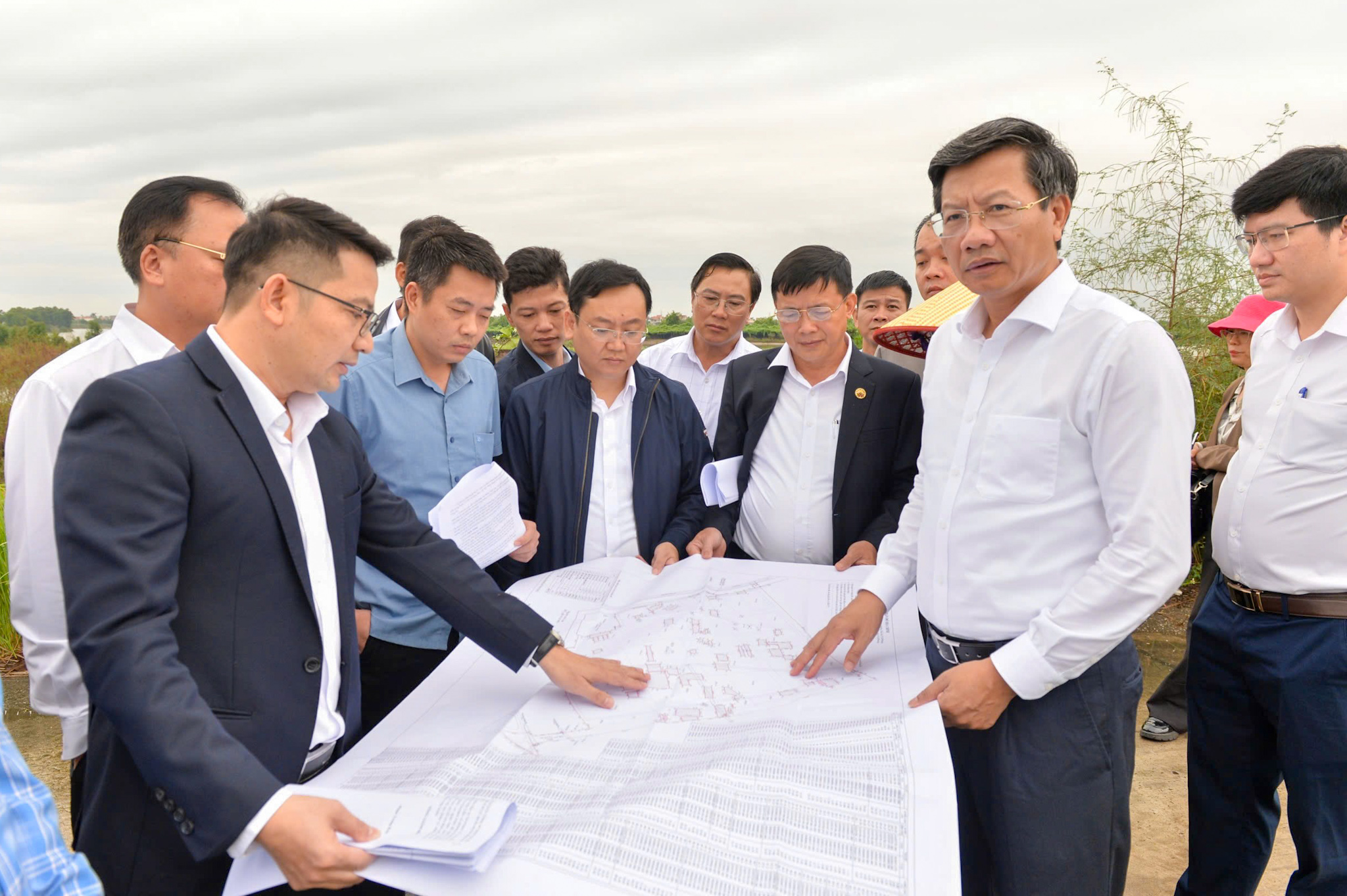 Tập trung hoàn thiện thủ tục đầu tư, giải phóng mặt bằng và chuẩn bị điều kiện khởi công các dự án Cụm công nghiệp trên địa bàn thành phố